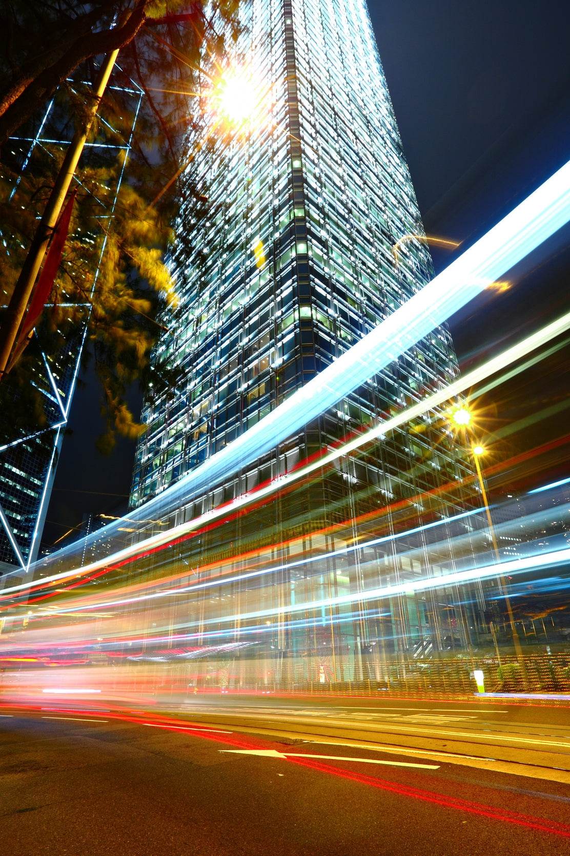 The Hustle of City Life Wall Art - beink online art store