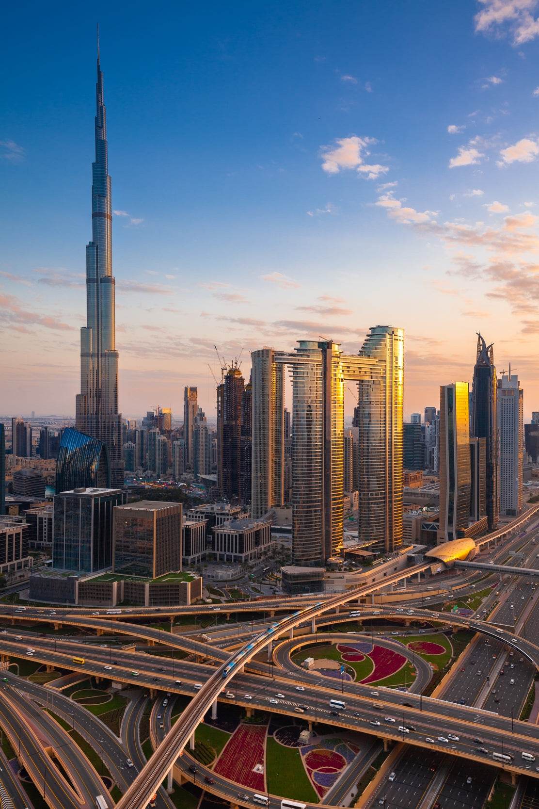 Dubai's Urban Majesty Wall Art - beink online art store