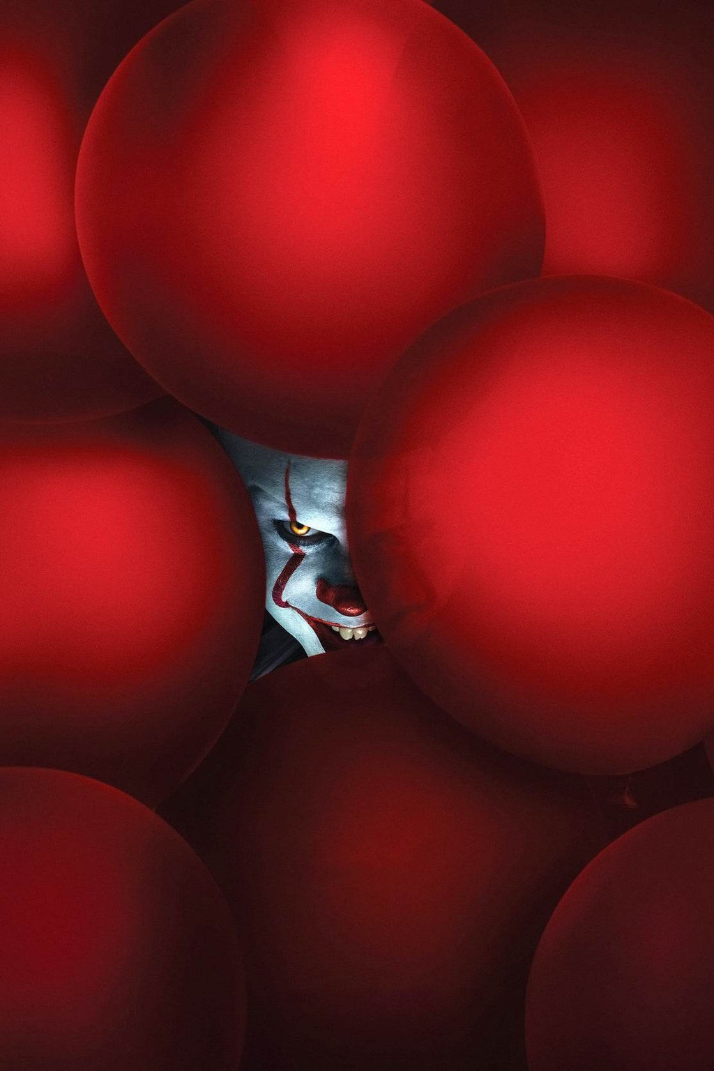 Pennywise in Red Ballon Wall Art - beink online art store