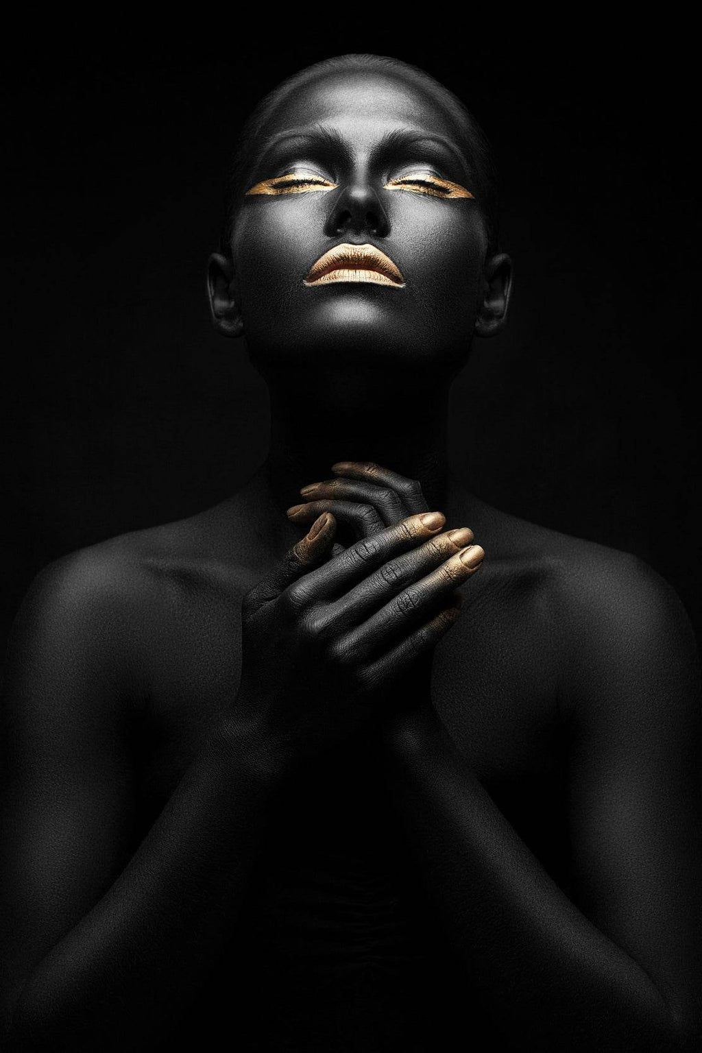Black Woman Worshiping Wall Art - beink online art store