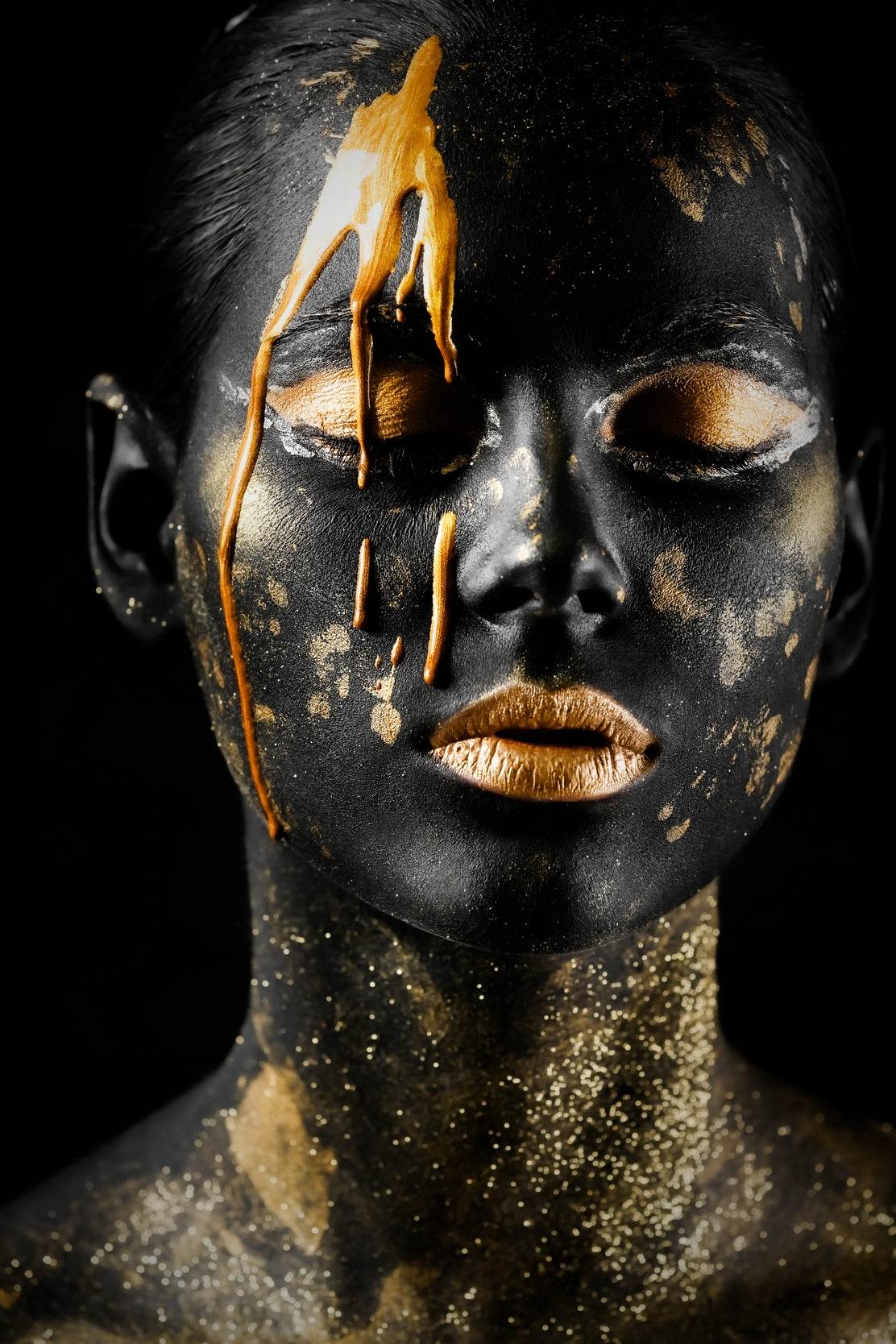 Black Woman Adorned in Gold Wall Art - beink online art store