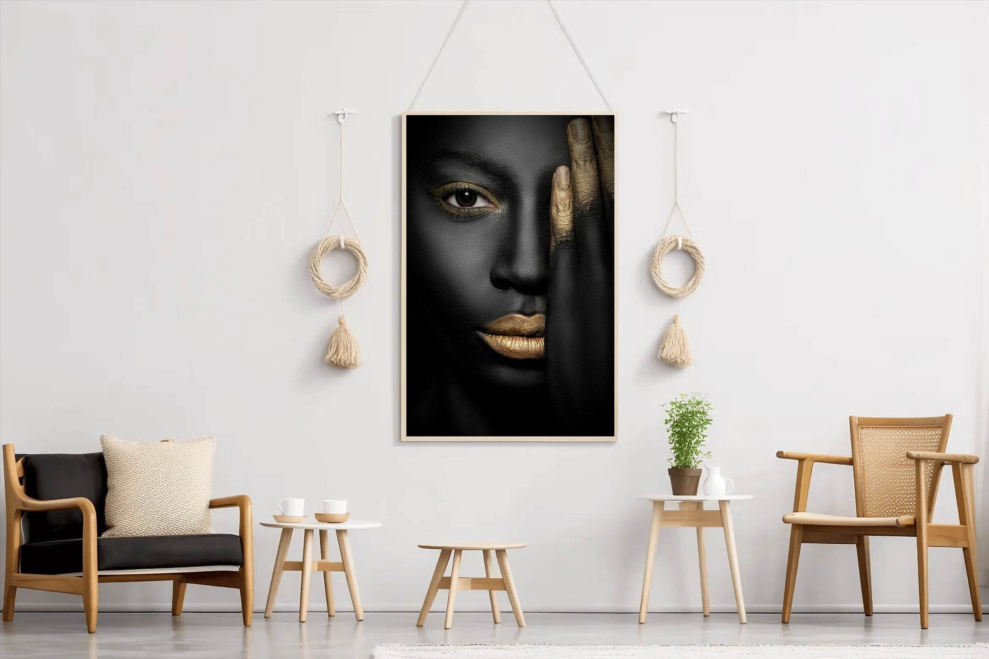 Black Woman With Golden Hourglass Wall Art - beink online art store