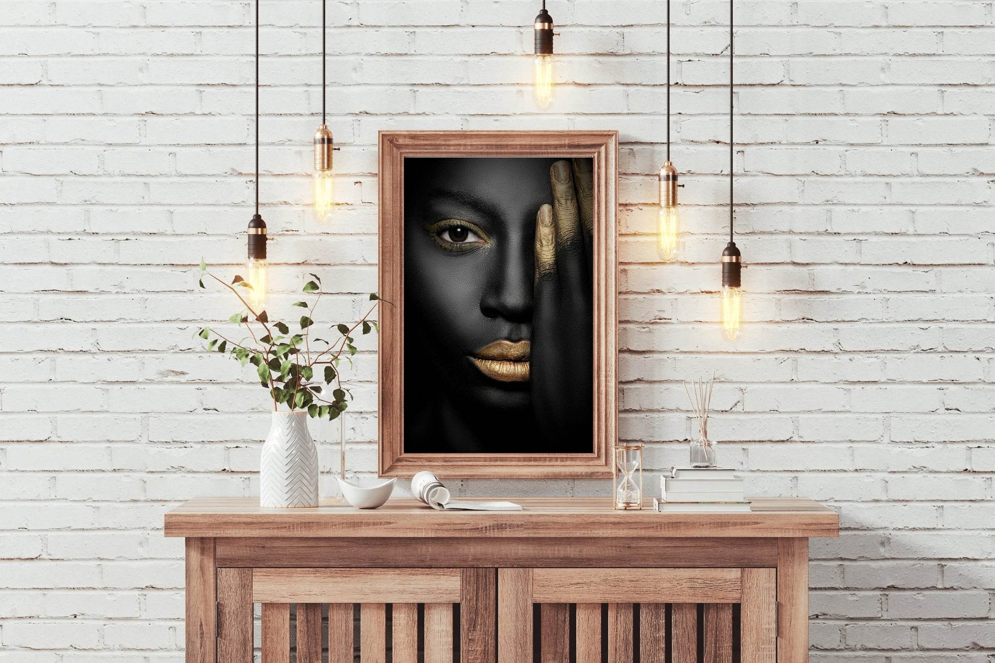 Black Woman With Golden Hourglass Wall Art - beink online art store